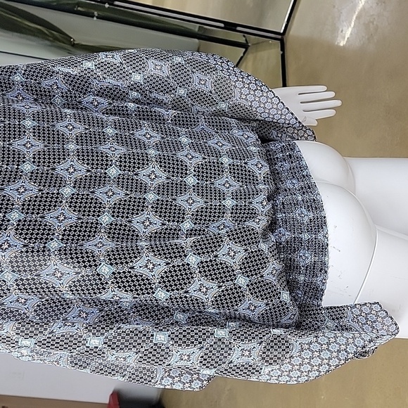 MAX STUDIO Blue Black Flutter Sleeve Blouse Top Handkerchief Cold Shoulder - Picture 6 of 10